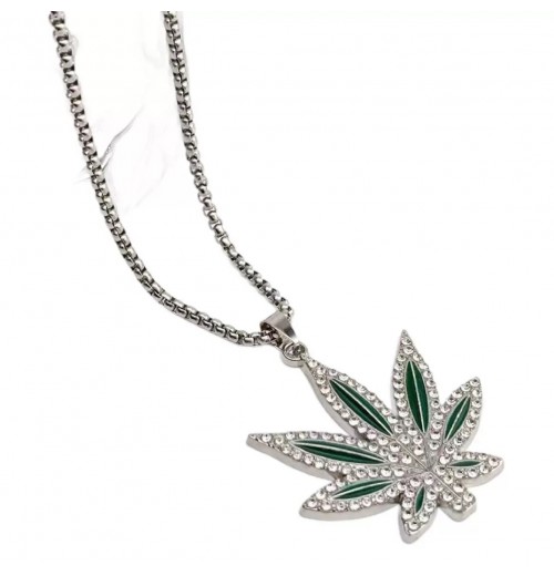 Personalized punk hip-hop accessory necklace, oil painting, diamond setting, alloy, large maple leaf pendant, pendant, accessory material Personalized punk hip-hop accessory necklace, oil painting, diamond setting, alloy, large maple leaf pendant, pendant, accessory material