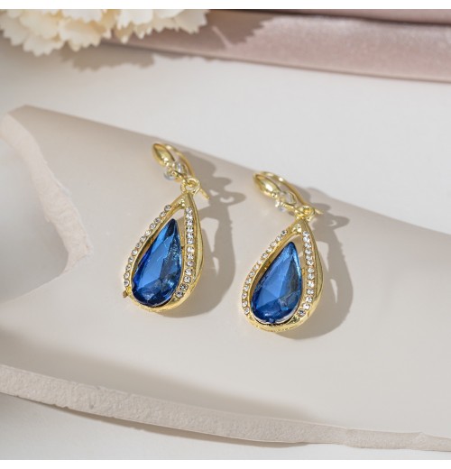 new trendy, luxurious, versatile and stylish earrings with water drop hooks and high-end blue crystal earrings new trendy, luxurious, versatile and stylish earrings with water drop hooks and high-end blue crystal earrings