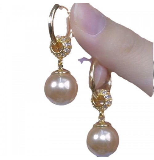 Champagne-colored pearl earrings, high-end and fashionable earrings and pendants, design new diamond ball pearl earrings Champagne-colored pearl earrings, high-end and fashionable earrings and pendants, design new diamond ball pearl earrings