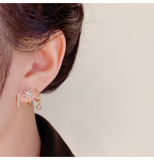 New trendy and dazzling octagonal star-shaped ear stud earrings with feminine charm, fashion and individuality, and popular ear accessories New trendy and dazzling octagonal star-shaped ear stud earrings with feminine charm, fashion and individuality, and popular ear accessories