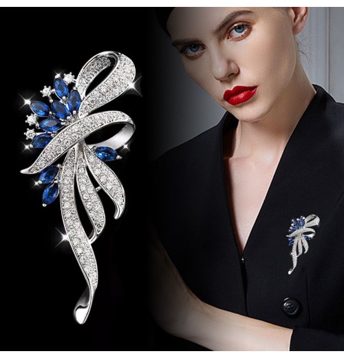 Ladies' suit brooches, high-end women's corsages, pin accessories, design sense, niche women's styles, exquisite and high-end, for mom