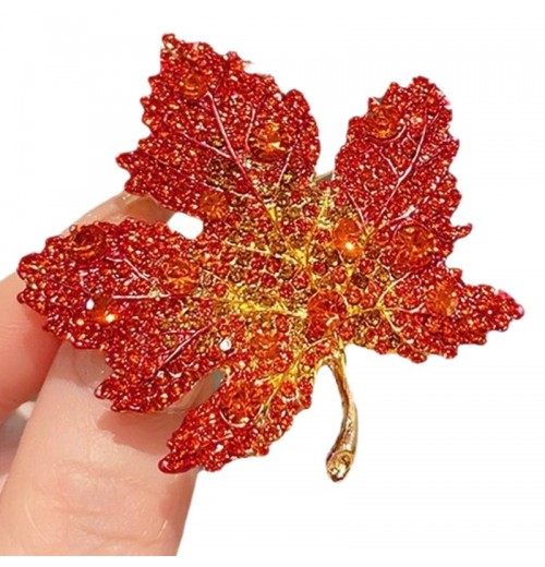 Brooches for women with a high-end feel, niche wholesale, high-end pins, elegant temperament, fixed suit accessories, autumn leaf style Brooches for women with a high-end feel, niche wholesale, high-end pins, elegant temperament, fixed suit accessories, autumn leaf style