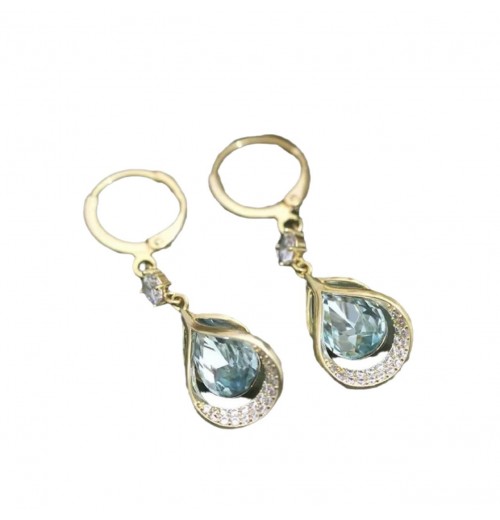 Real gold electroplated geometric water drop cat's eye stone earrings are versatile and slimming for the face. The water drop earrings have a niche design and are earrings for women Real gold electroplated geometric water drop cat's eye stone earrings are versatile and slimming for the face. The water drop earrings have a niche design and are earrings for women