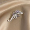 Ladies' suit brooches, high-end women's corsages, pin accessories, design sense, niche women's styles, exquisite and high-end, for mom