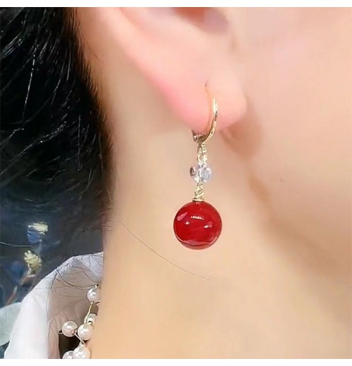 New trendy and retro red pearl earring style best-selling high-end and elegant niche earrings, round face slimming earrings for women New trendy and retro red pearl earring style best-selling high-end and elegant niche earrings, round face slimming earrings for women