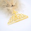 The new feather brooch is a retro choice for gifting The new feather brooch is a retro choice for gifting